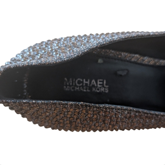 Michael Kors Dorothy Flex Pumps Pointed Toe Star Perforations Metallic Size 10 - Picture 11 of 12
